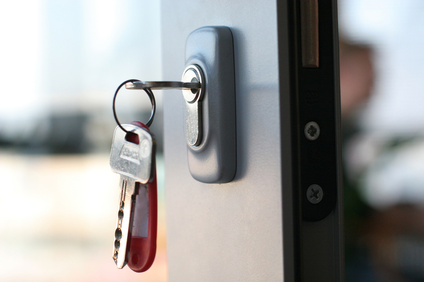 house door key - residential locksmith service